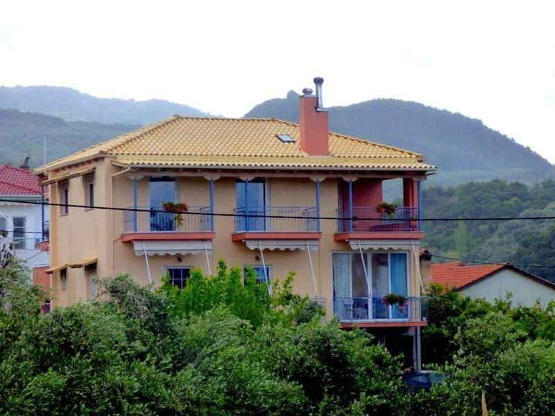 Hotel Αλκυονη Διαμερισματα Paralia Vrachou Esterno foto